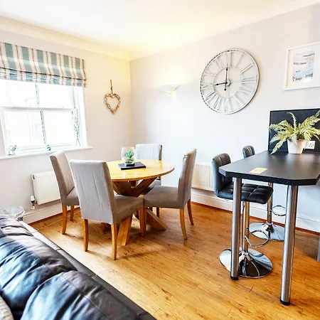 Harbourside View Apartment Whitby