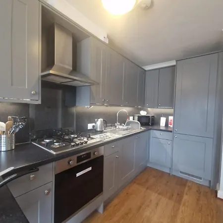 아파트 Harbourside View 휫비