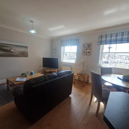 Harbourside View Apartment *