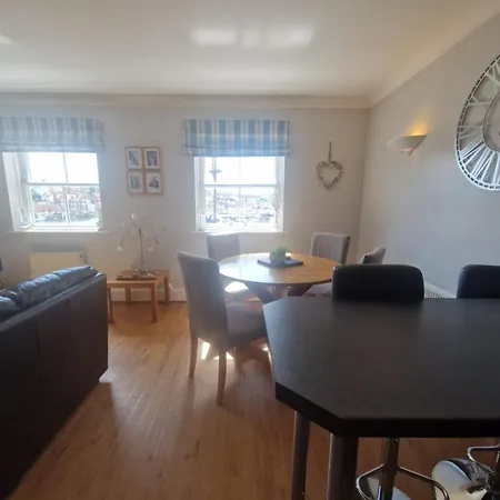 Apartment Harbourside View